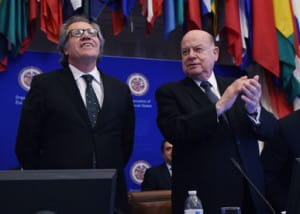 Almagro-aboga-realismo-OEA-EFE_LNCIMA20150319_0019_66