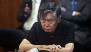 Peru's former President Alberto Fujimori appeals to serve the remains of his sentence under house arrest, at Supreme Court of Justice in Lima October 25, 2013. Fujimori was sentenced in April 2009 to 25 years in prison for ordering death squads to carry out two massacres when his government was hunting down presumed leftist insurgents. Another trial convicted him of corruption and abuse of power. REUTERS/Enrique Castro-Mendivil (PERU - Tags: CRIME LAW POLITICS TPX IMAGES OF THE DAY)