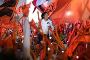 Perú-el-cambio-se-escribe-con-K-por-Carmen-Beatriz-Fernández-640-768x517